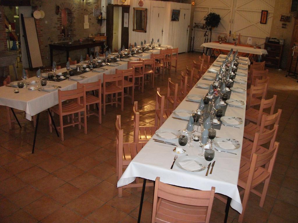 Residence L'Ogome Le Boupere Bagian luar foto